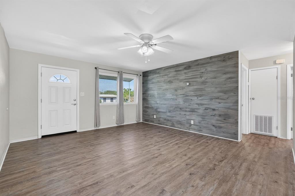 353 Chardon Road Ormond Beach, FL 32174 - Photo 4 of 27