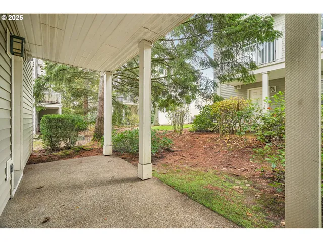 a view of a entrance