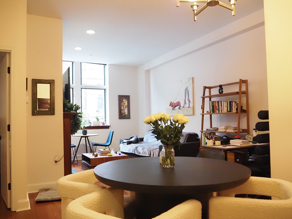 2 Clarendon Street, Unit 204 Boston, MA 02116 - Photo 5 of 13