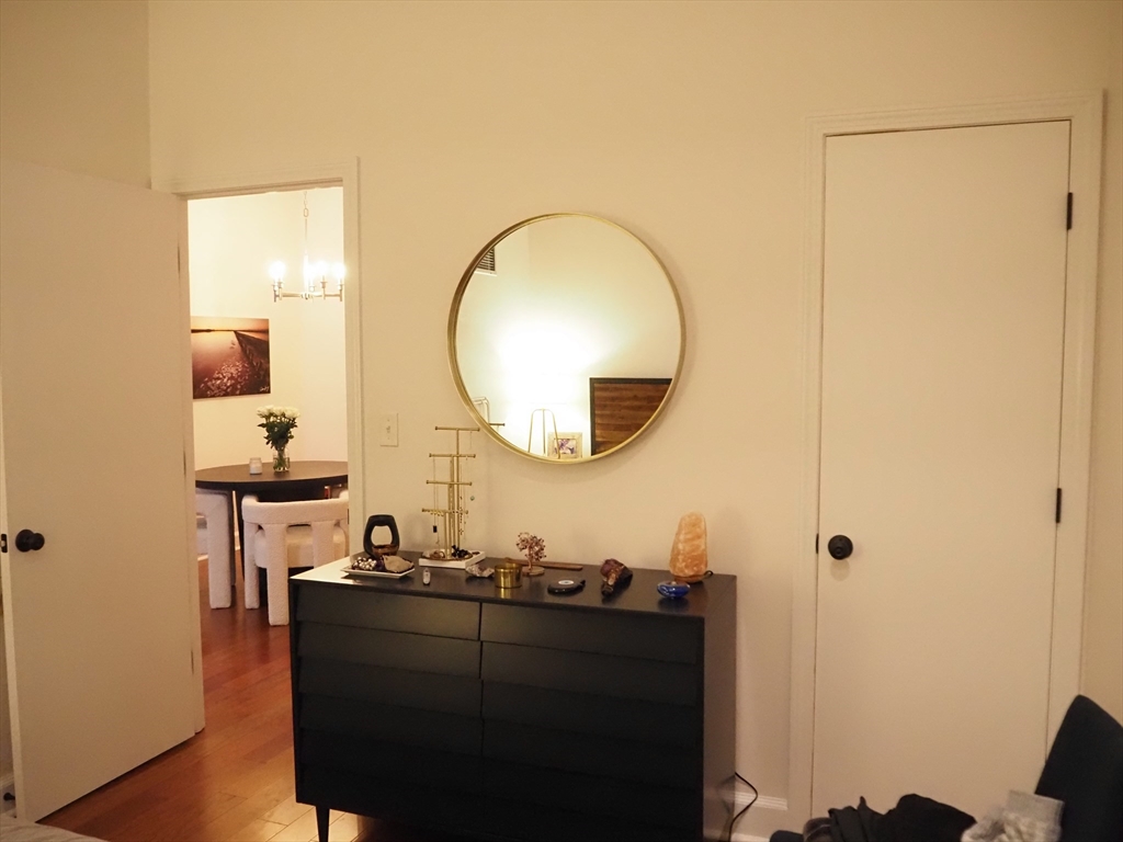 2 Clarendon Street, Unit 204 Boston, MA 02116 - Photo 7 of 13
