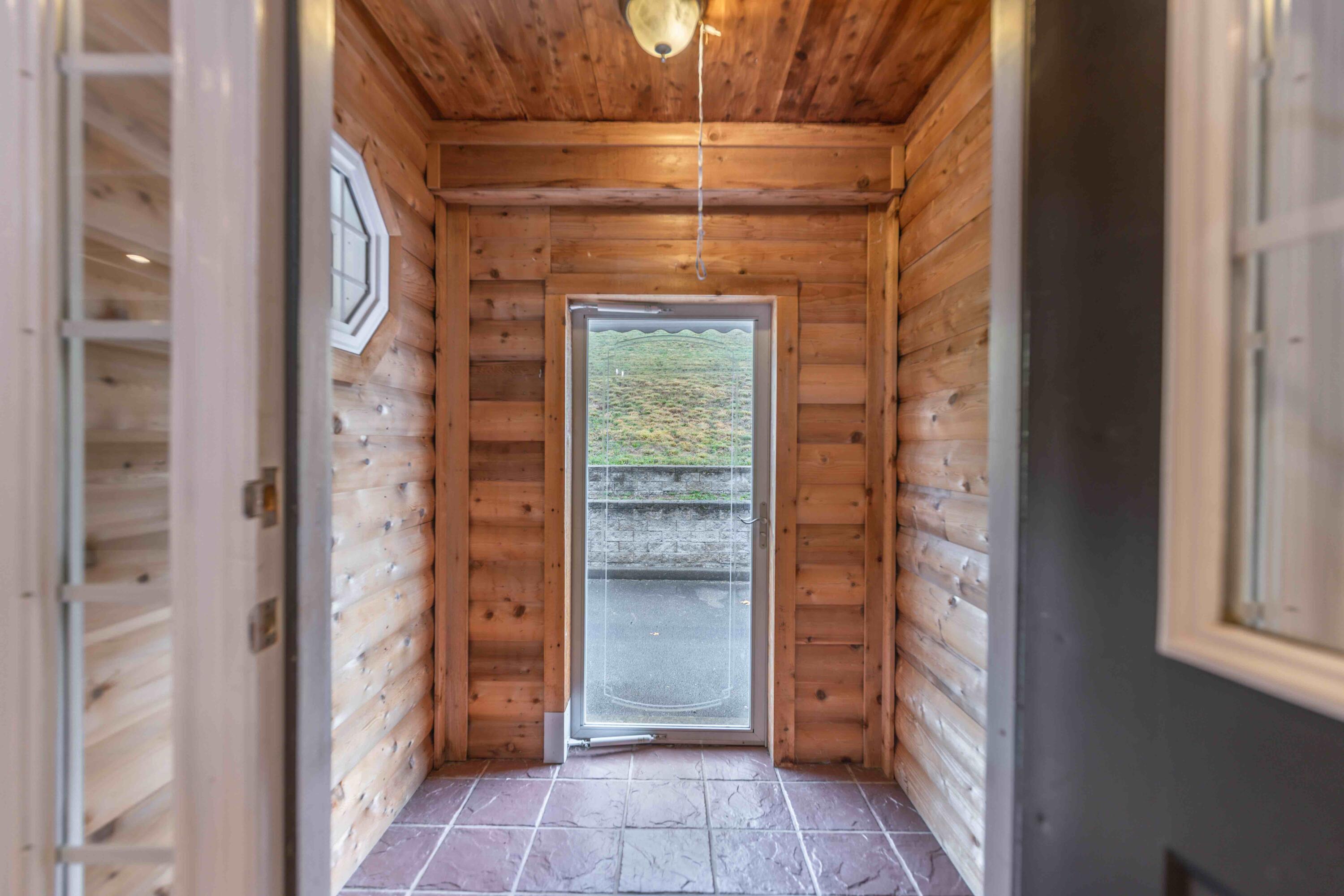 1214 Sears Road Somerset, KY 42501 - Photo 22 of 71 118A6569-HDR32