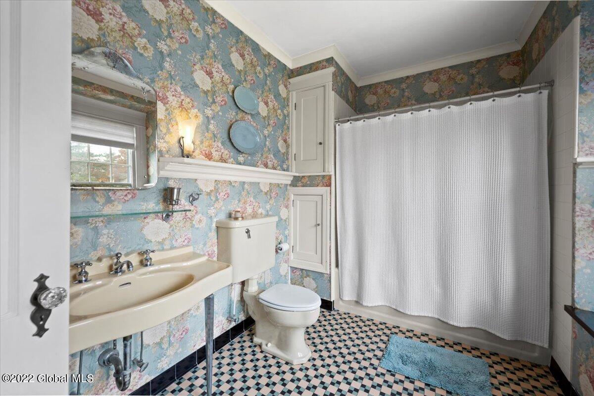1175 Stratford Road Schenectady, NY 12308 - Photo 23 of 47 30-JUN04364
