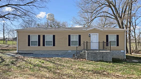 $1,830 | 1501 Thompsonville Lane, Oak Grove, KY 42262