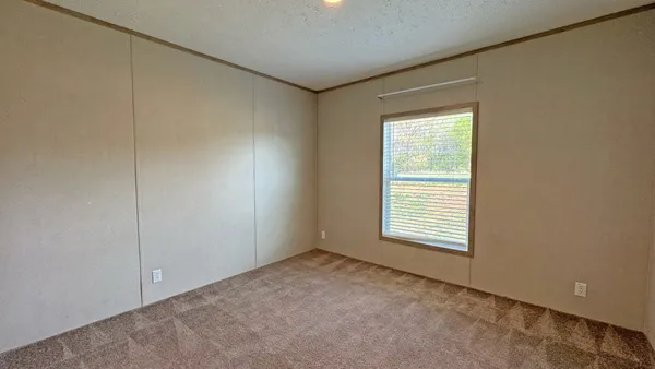 $1,830 | 1501 Thompsonville Lane, Oak Grove, KY 42262