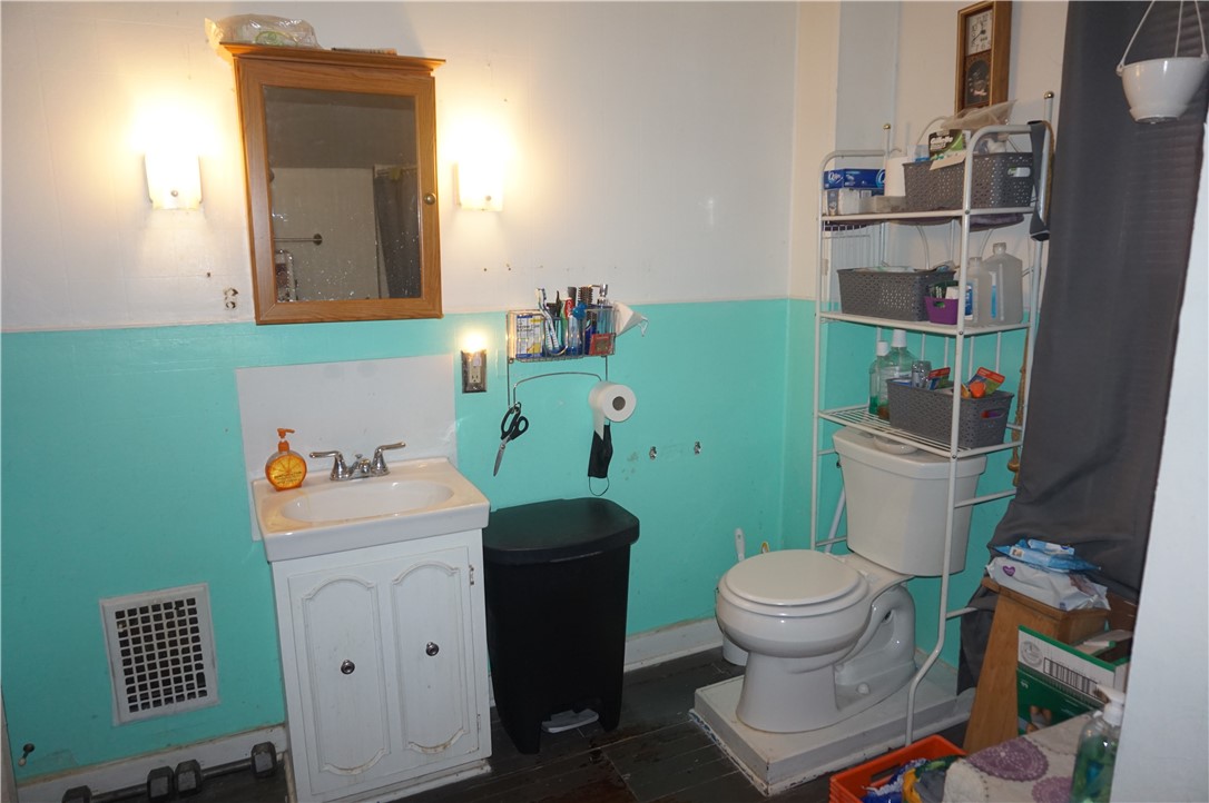 4271 Culver Road Irondequoit, NY 14622 - Photo 24 of 33