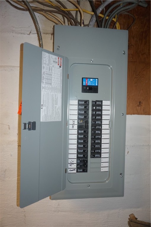 4271 Culver Road Irondequoit, NY 14622 - Photo 29 of 33