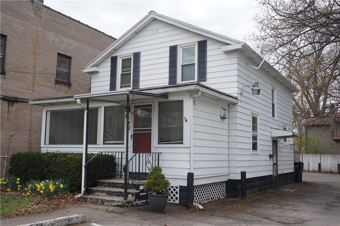 4271 Culver Road Irondequoit, NY 14622 - Photo 3 of 33