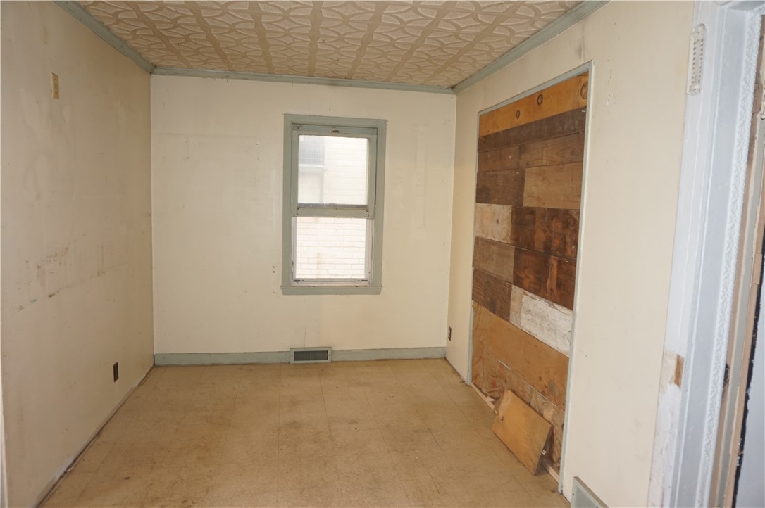 4271 Culver Road Irondequoit, NY 14622 - Photo 9 of 33