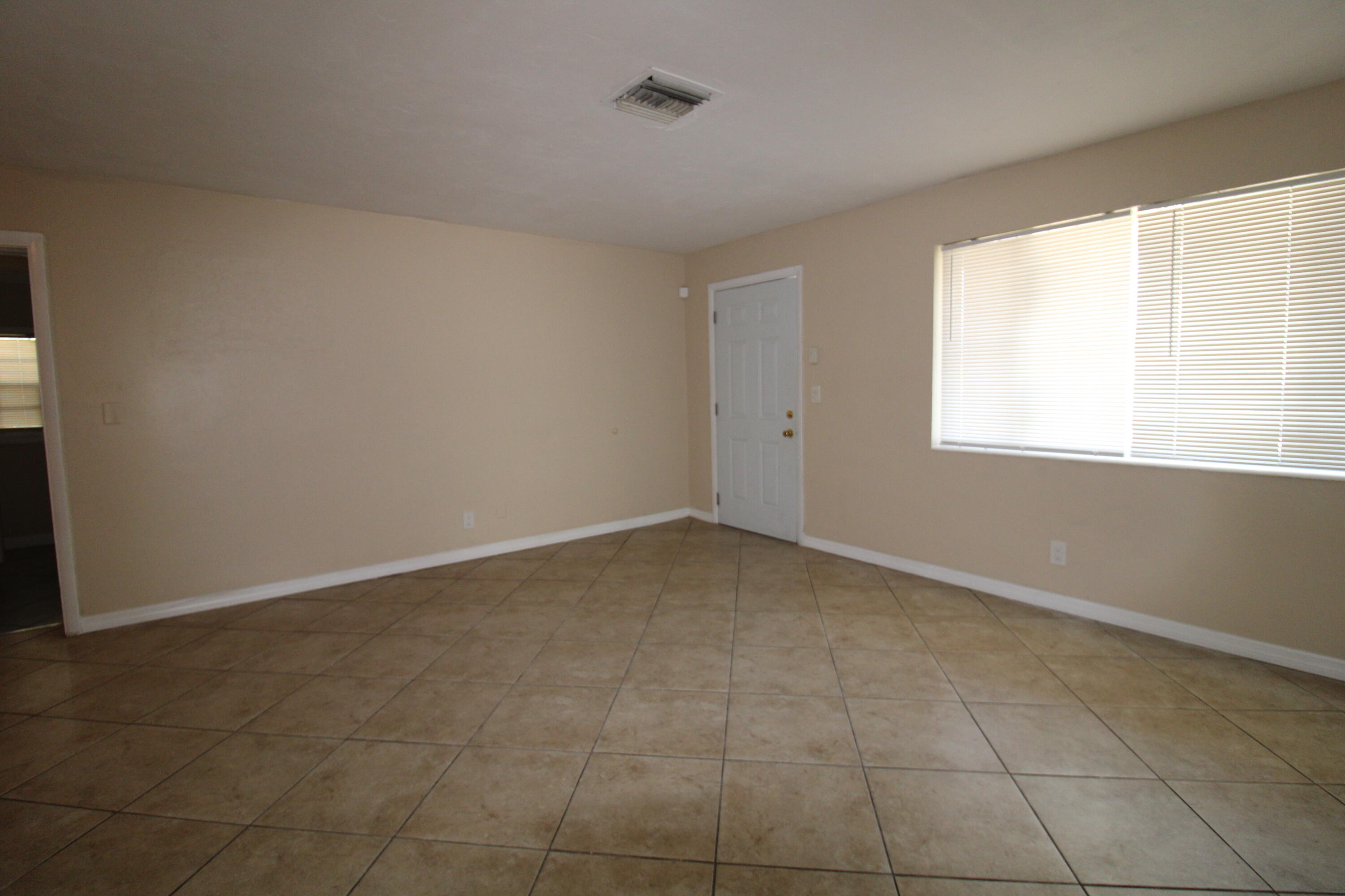1580 Evergreen Court Riviera Beach, FL 33404 - Photo 19 of 19 IMG_0166