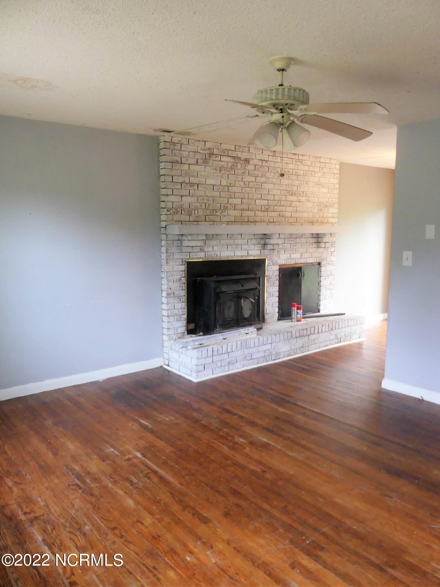 153 Clarks Landing Loop Road Rocky Point, NC 28457 - Photo 2 of 14 P1020483