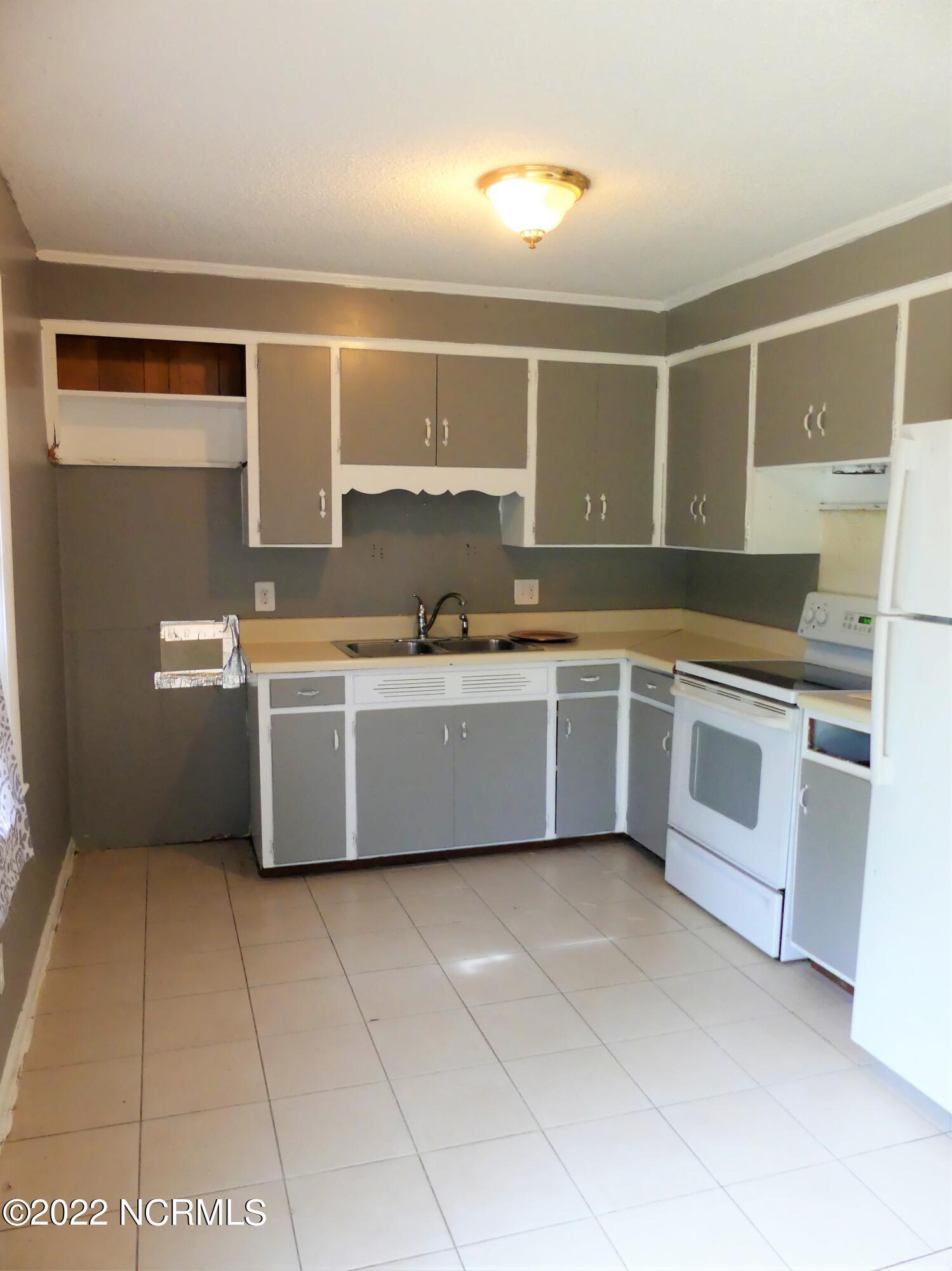 153 Clarks Landing Loop Road Rocky Point, NC 28457 - Photo 3 of 14 P1020479