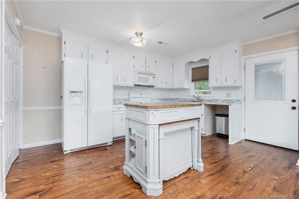 722 Hall Spencer Road Catawba, SC 29704 - Photo 9 of 29
