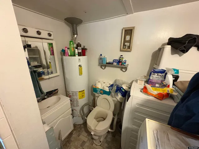 $209,000 | 385 Wood Street, Lander, WY 82520