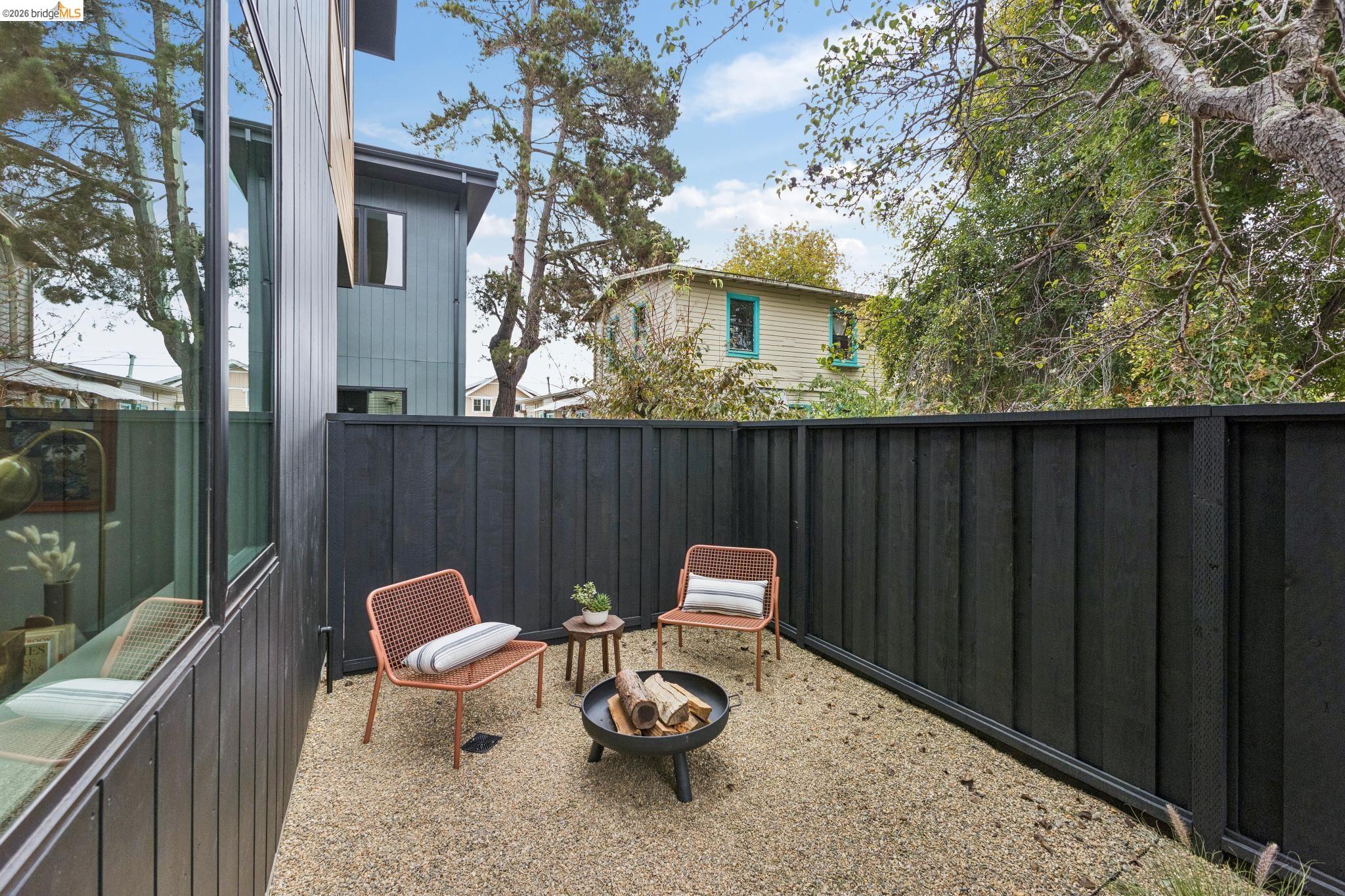 1523 Stuart Street Berkeley, CA 94703 - Photo 68 of 71 Gallery Image 68