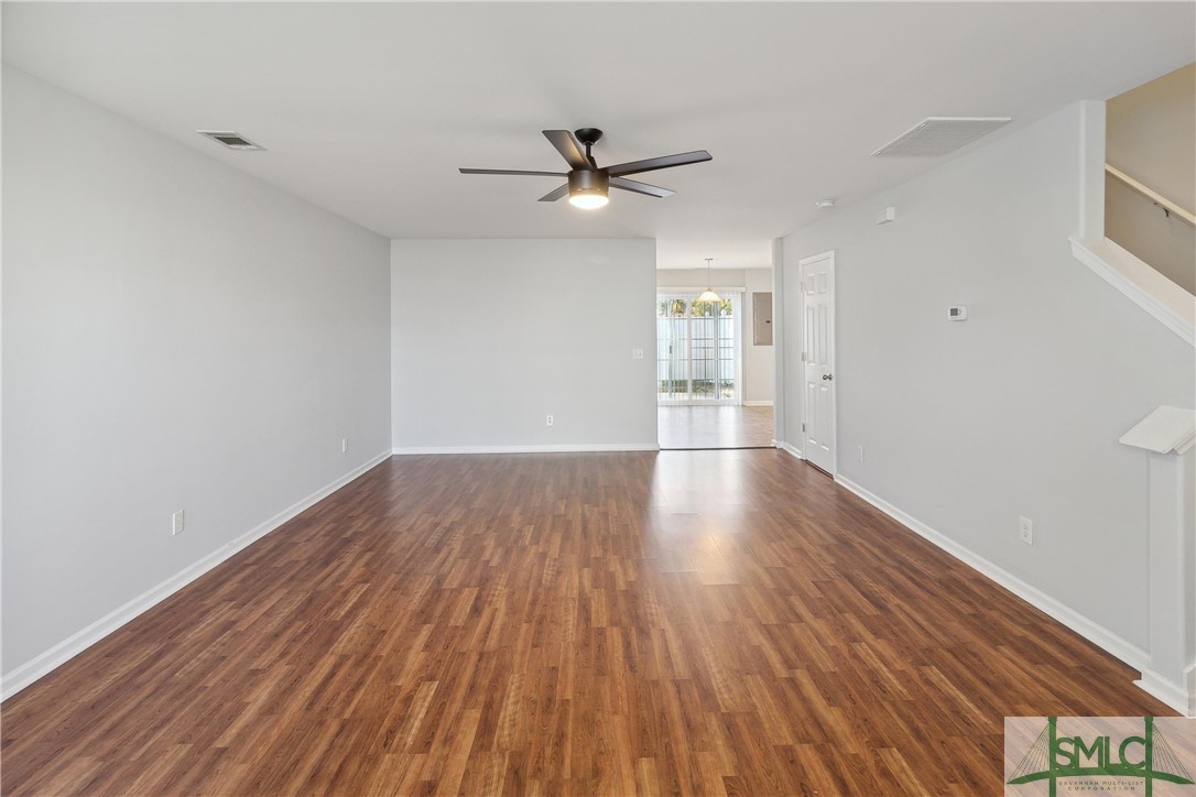 26 Transom Road Port Wentworth, GA 31407 - Photo 11 of 38 Living room