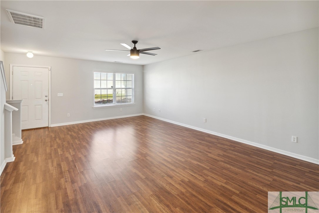 26 Transom Road Port Wentworth, GA 31407 - Photo 10 of 38 Living room