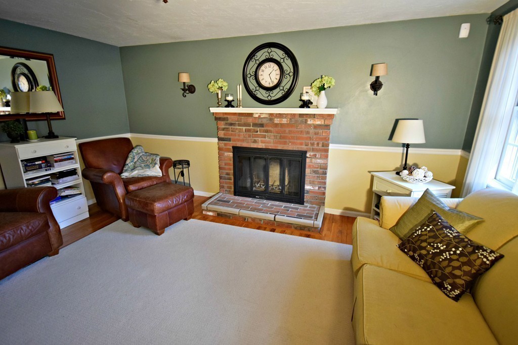 22 Birch Drive Sterling, MA 01564 - Photo 7 of 19