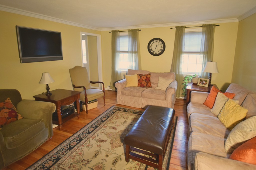 22 Birch Drive Sterling, MA 01564 - Photo 8 of 19