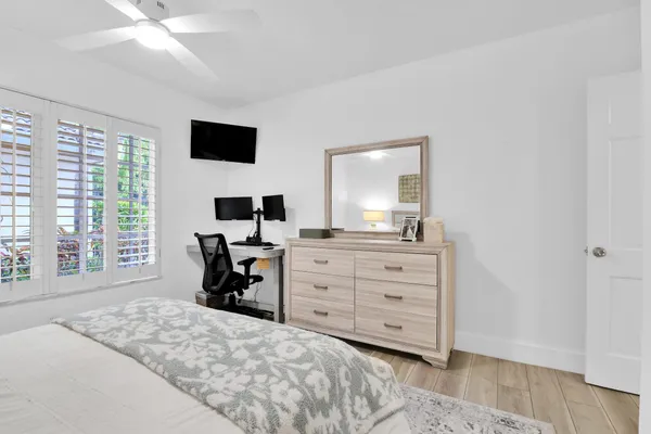 $4,500 | 770 East Camino Real, Unit 30, Boca Raton, FL 33432