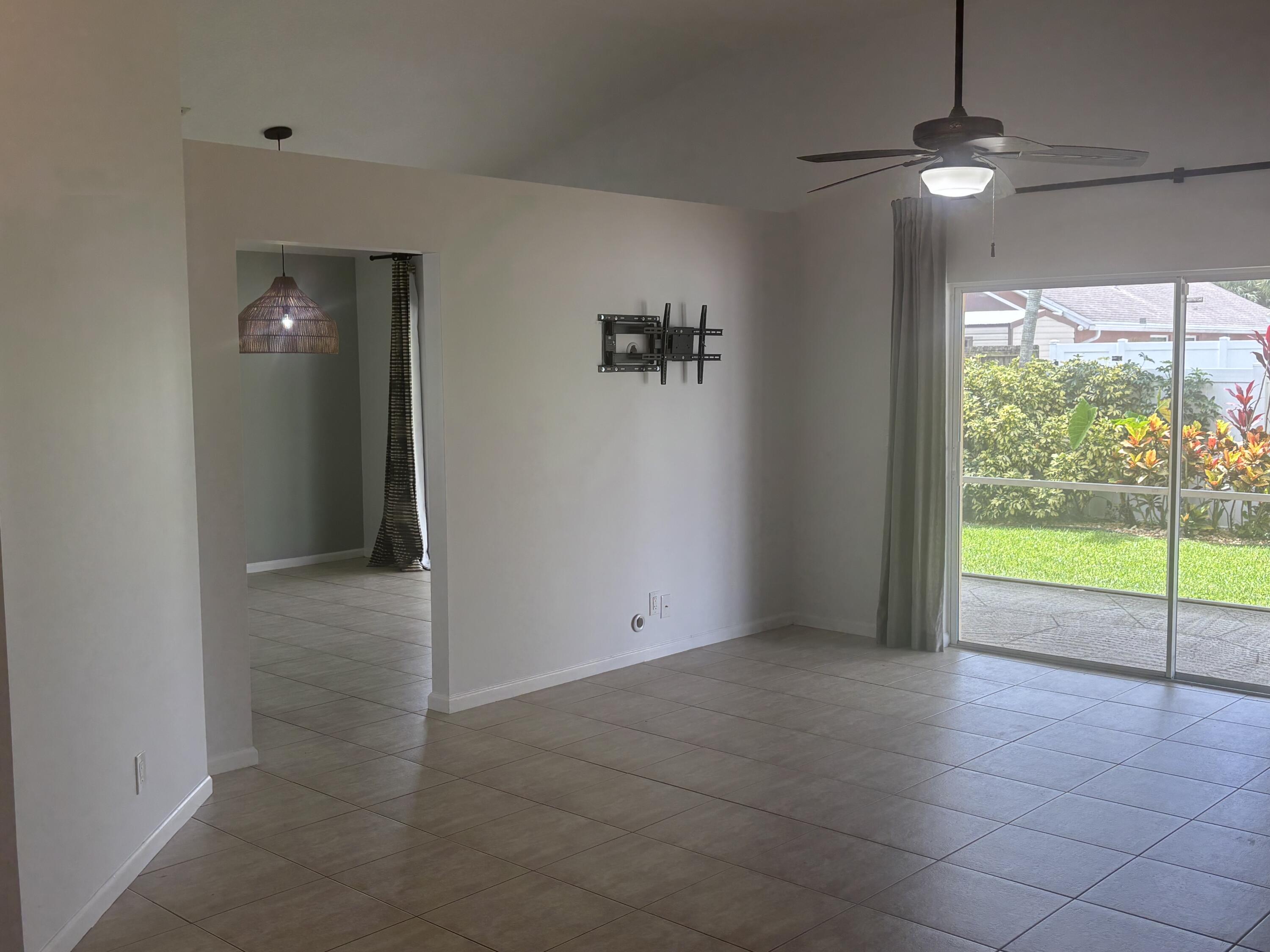 6366 Barbara Street Jupiter, FL 33458 - Photo 12 of 18 IMG_7775