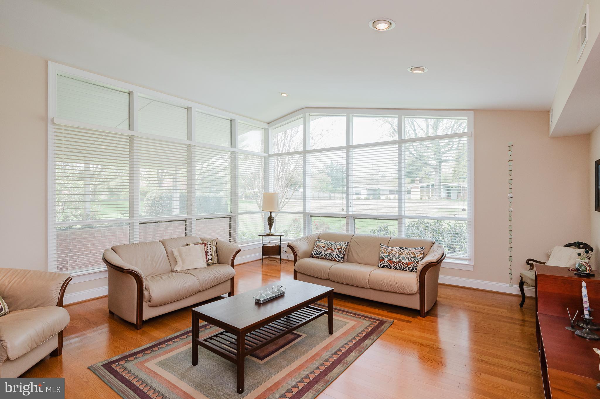 8403 Topping Road Baltimore, MD 21208 - Photo 3 of 75