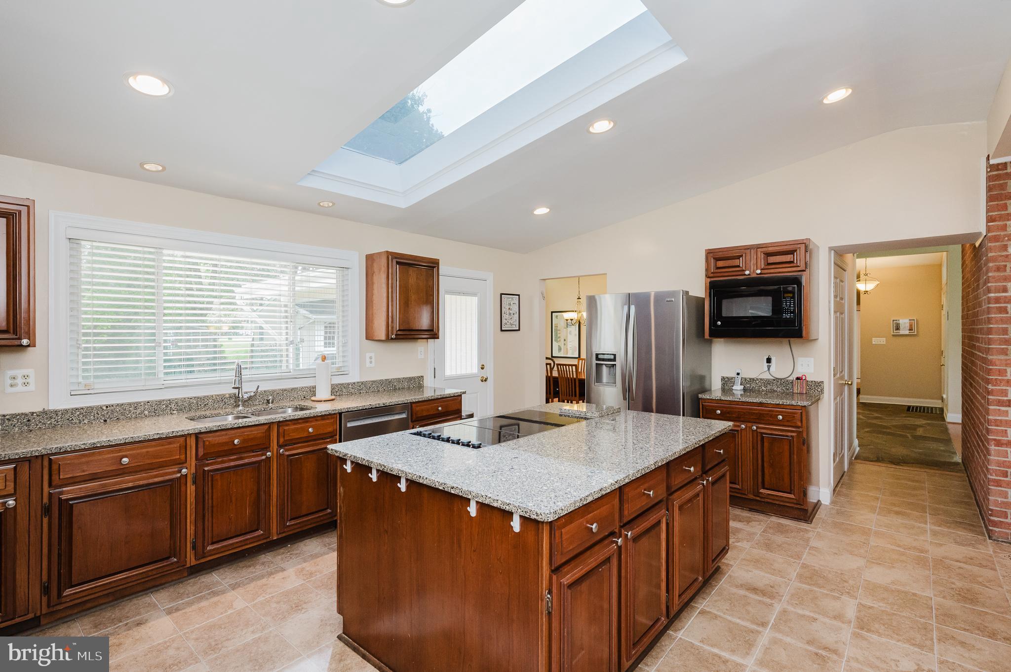 8403 Topping Road Baltimore, MD 21208 - Photo 6 of 75