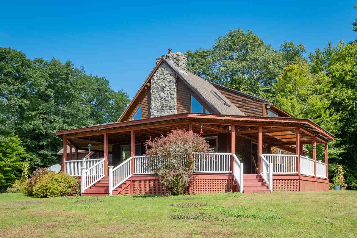 151 Fort Point Road Alton, NH 03810 - Photo 1 of 40