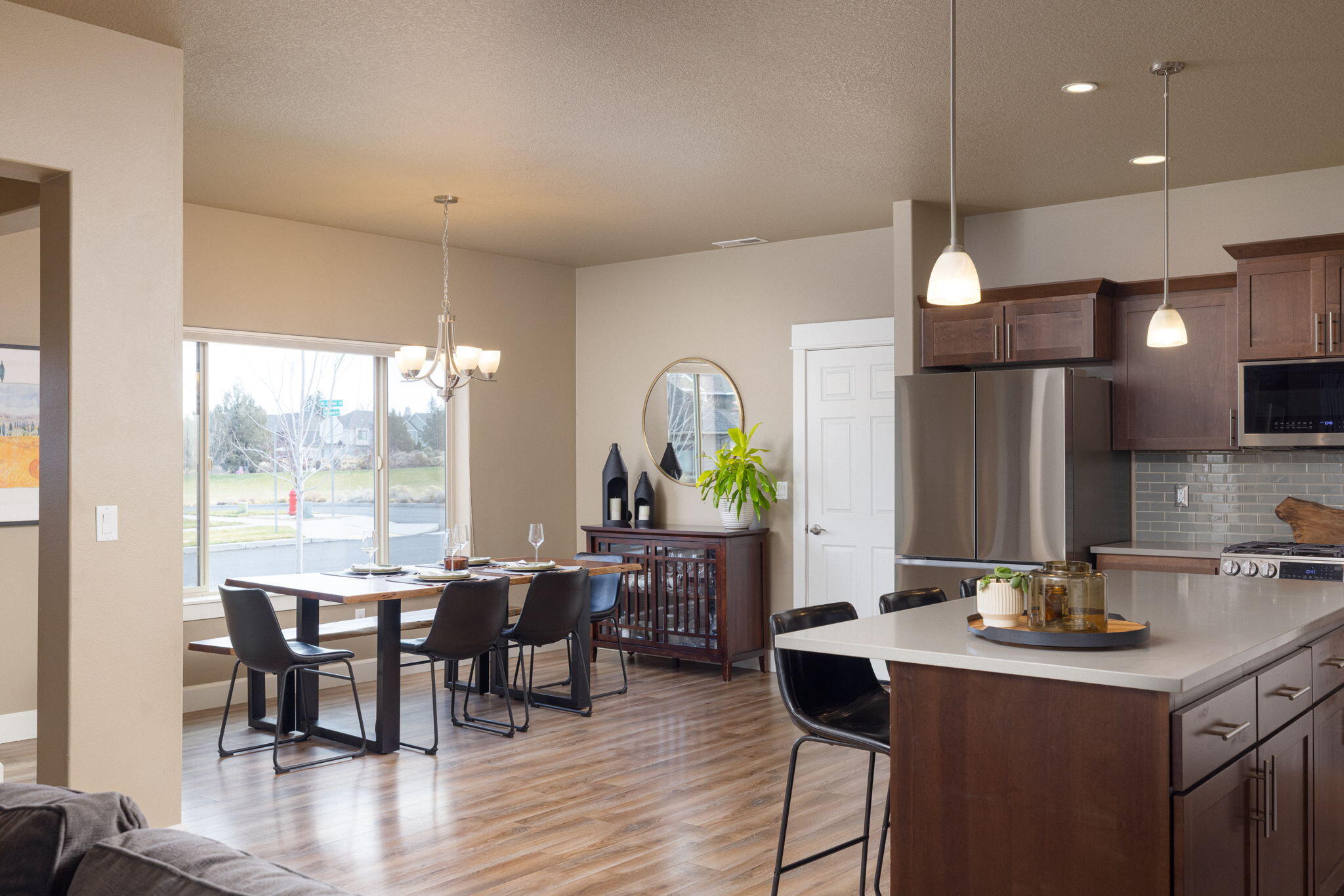 62905 Daniel Road Bend, OR 97701 - Photo 11 of 23 Kitchen
