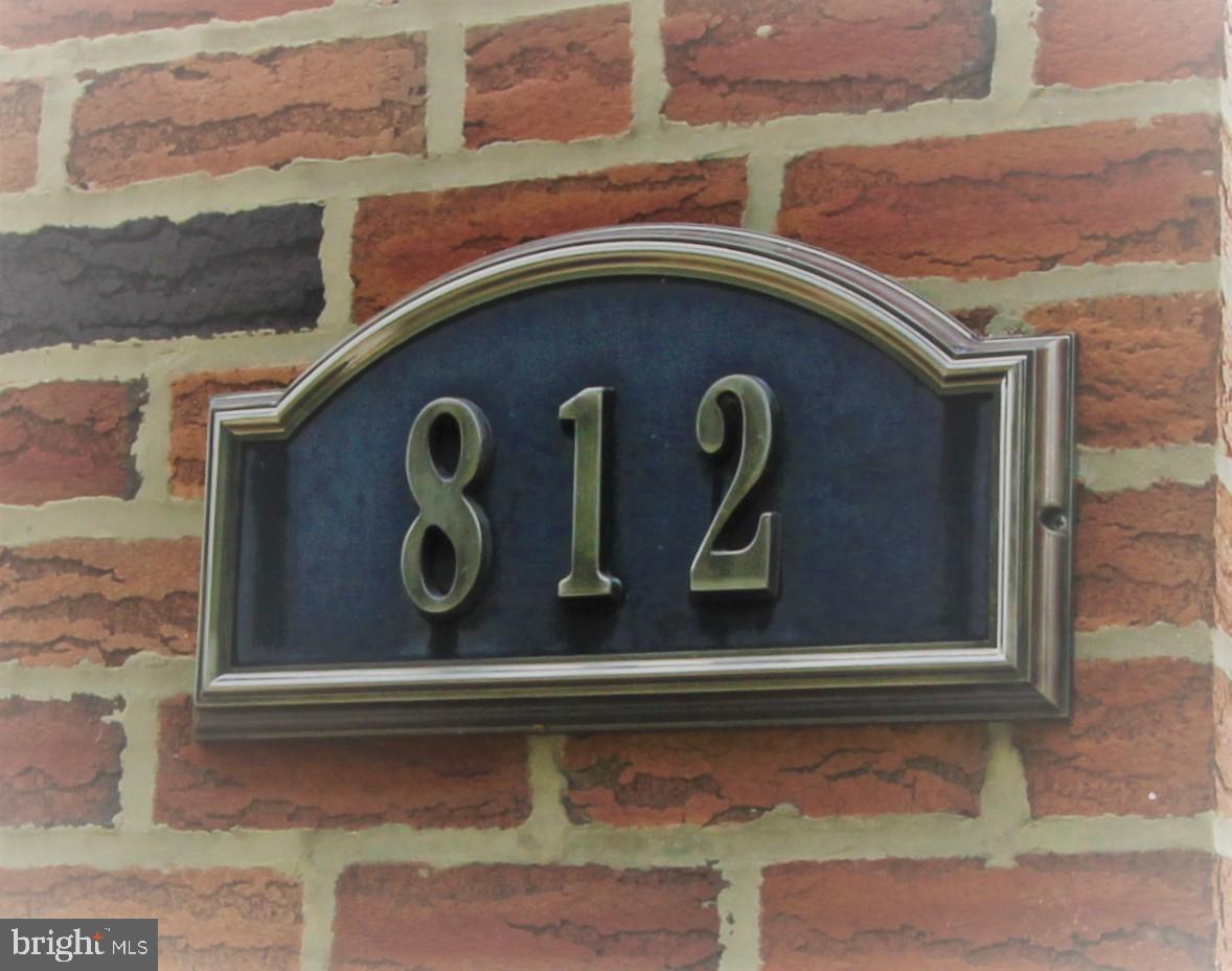 812 Susquehanna Road Philadelphia, PA 19111 - Photo 1 of 32 Gallery Image 1