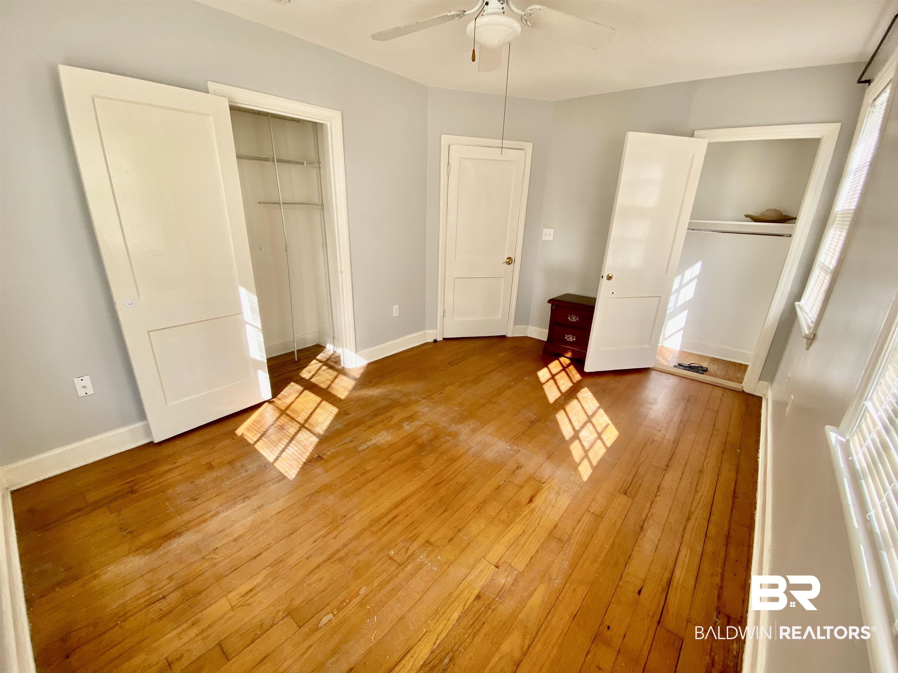 323 Pineview Lane Mobile, AL 36608 - Photo 11 of 19 Double Closets, Great Size, Multiple Windows