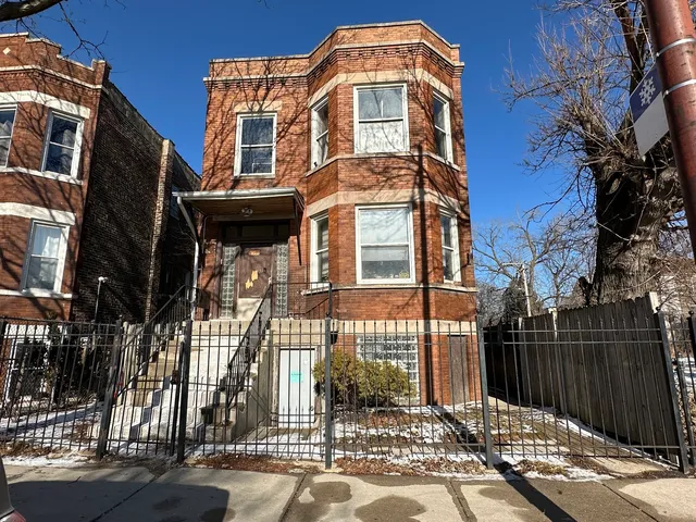 $225,000 | 4216 West 16th Street, Chicago, IL 60623