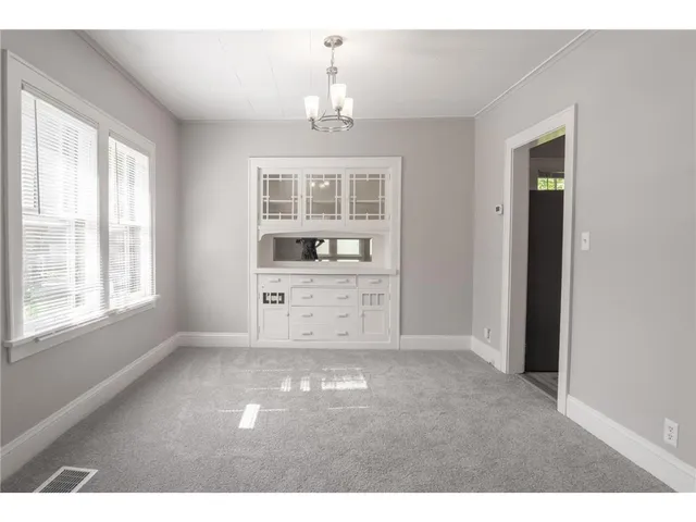 $2,950 | 4020 Emerson Avenue North, Minneapolis, MN 55412