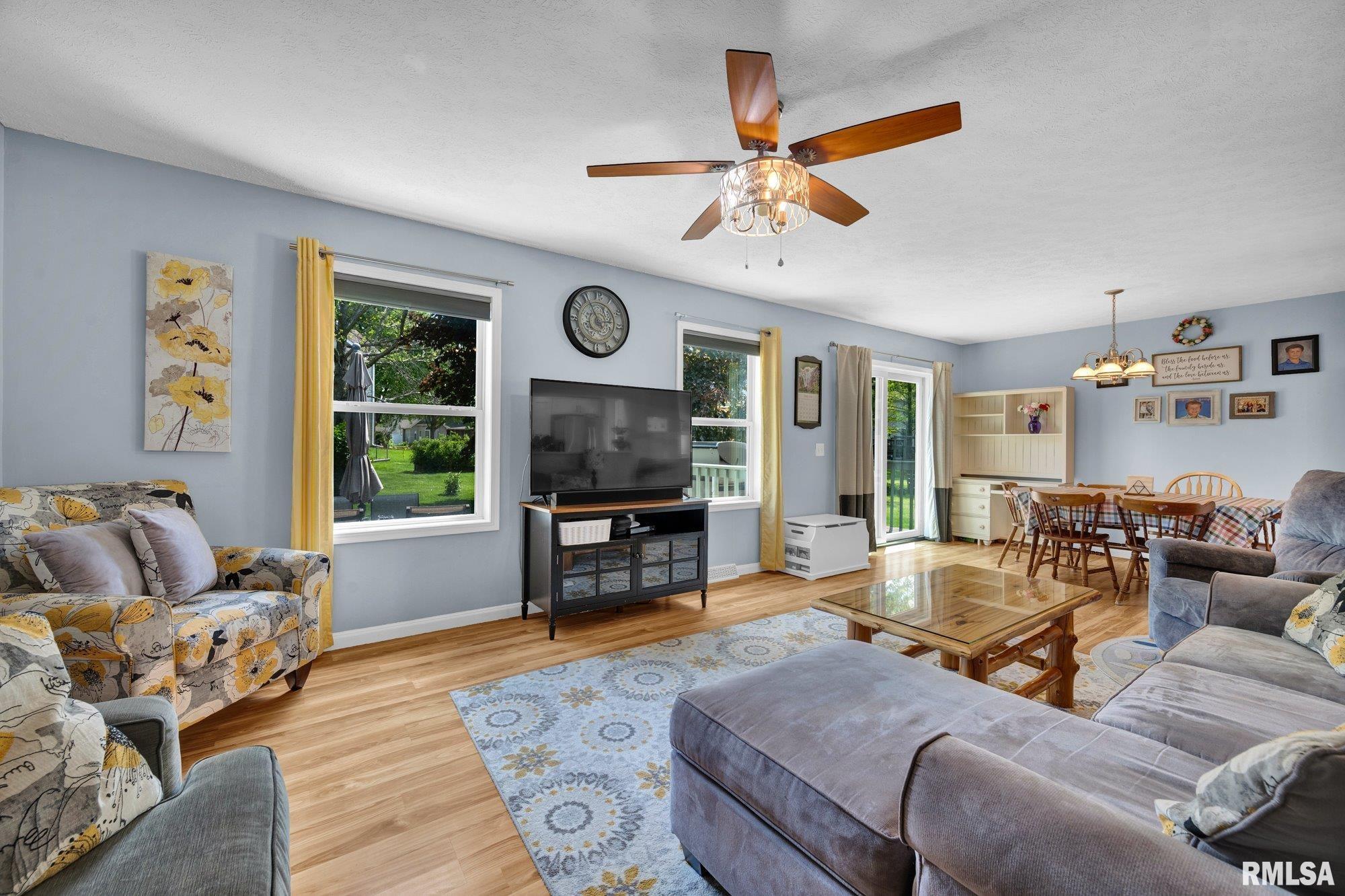 1916 Deer Lane Washington, IL 61571 - Photo 11 of 43
