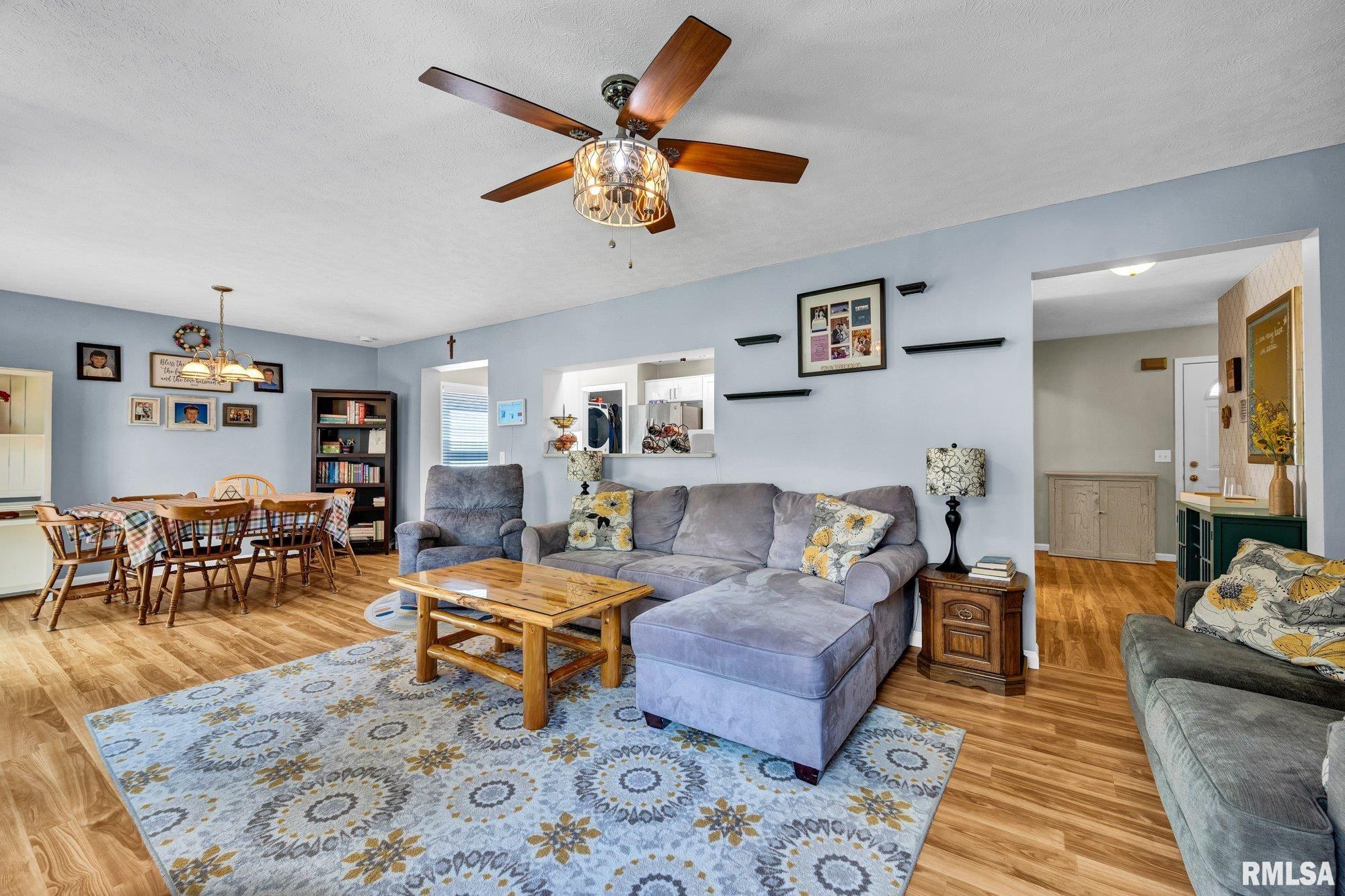 1916 Deer Lane Washington, IL 61571 - Photo 12 of 43