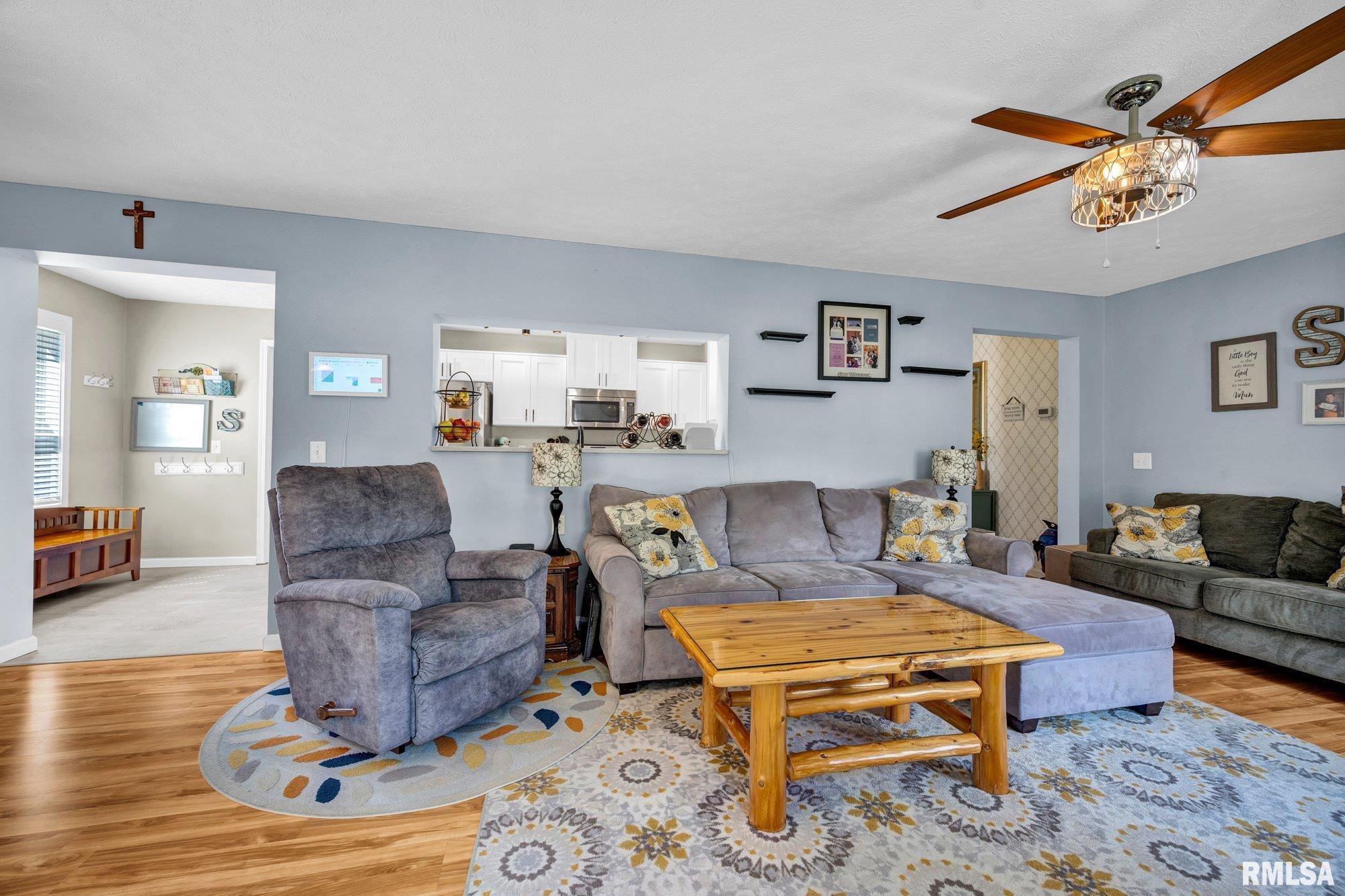 1916 Deer Lane Washington, IL 61571 - Photo 13 of 43