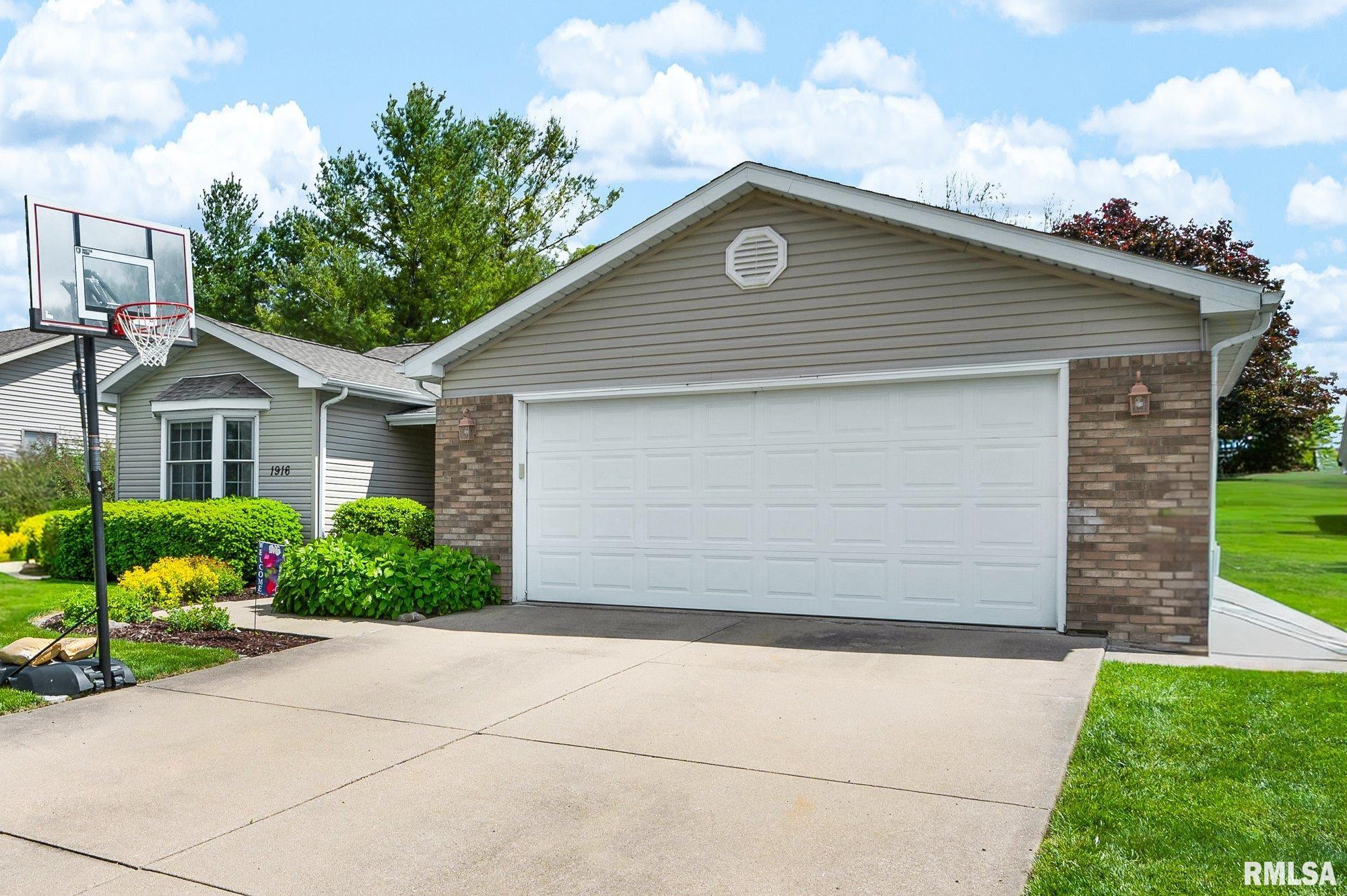 1916 Deer Lane Washington, IL 61571 - Photo 27 of 43