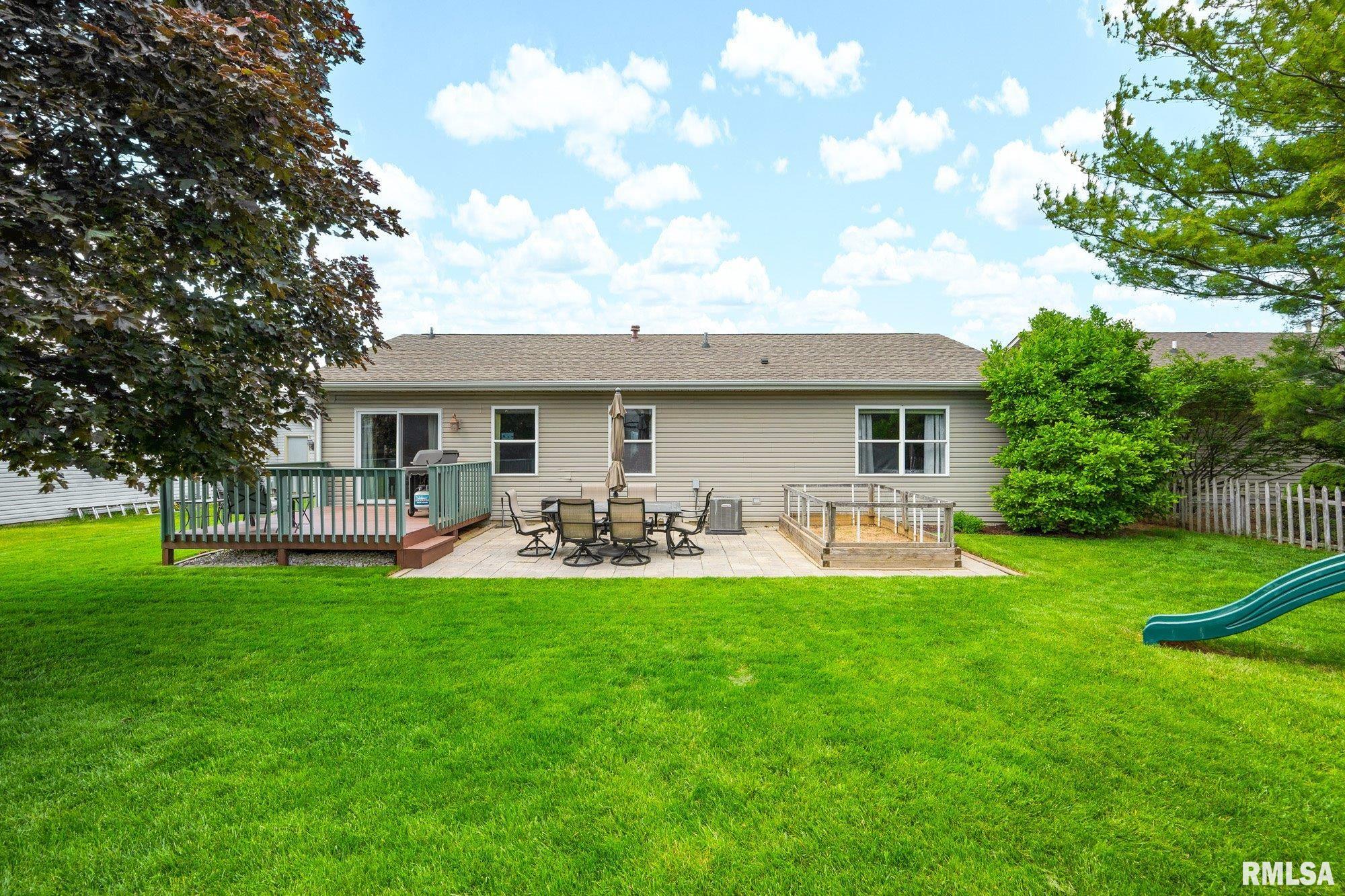 1916 Deer Lane Washington, IL 61571 - Photo 30 of 43