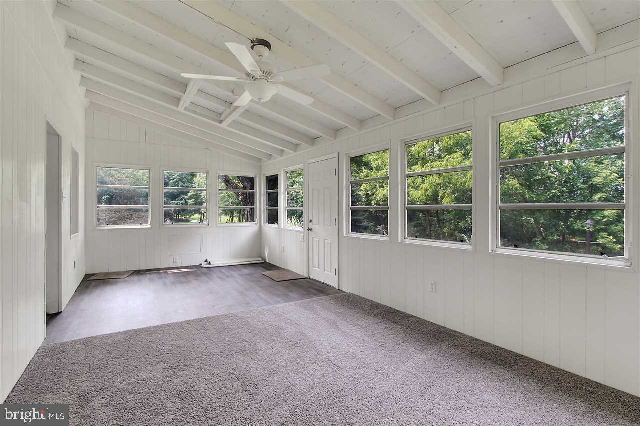 2187 Log Cabin Road York, PA 17408 - Photo 3 of 25