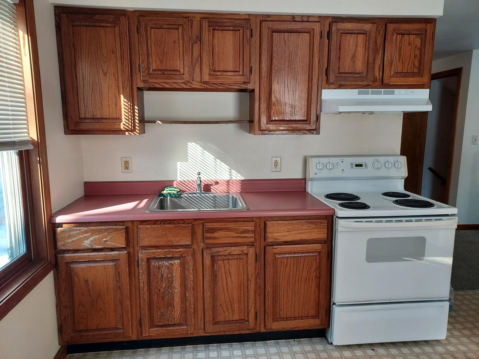 13 Bell Avenue Exeter, NH 03833 - Photo 4 of 16