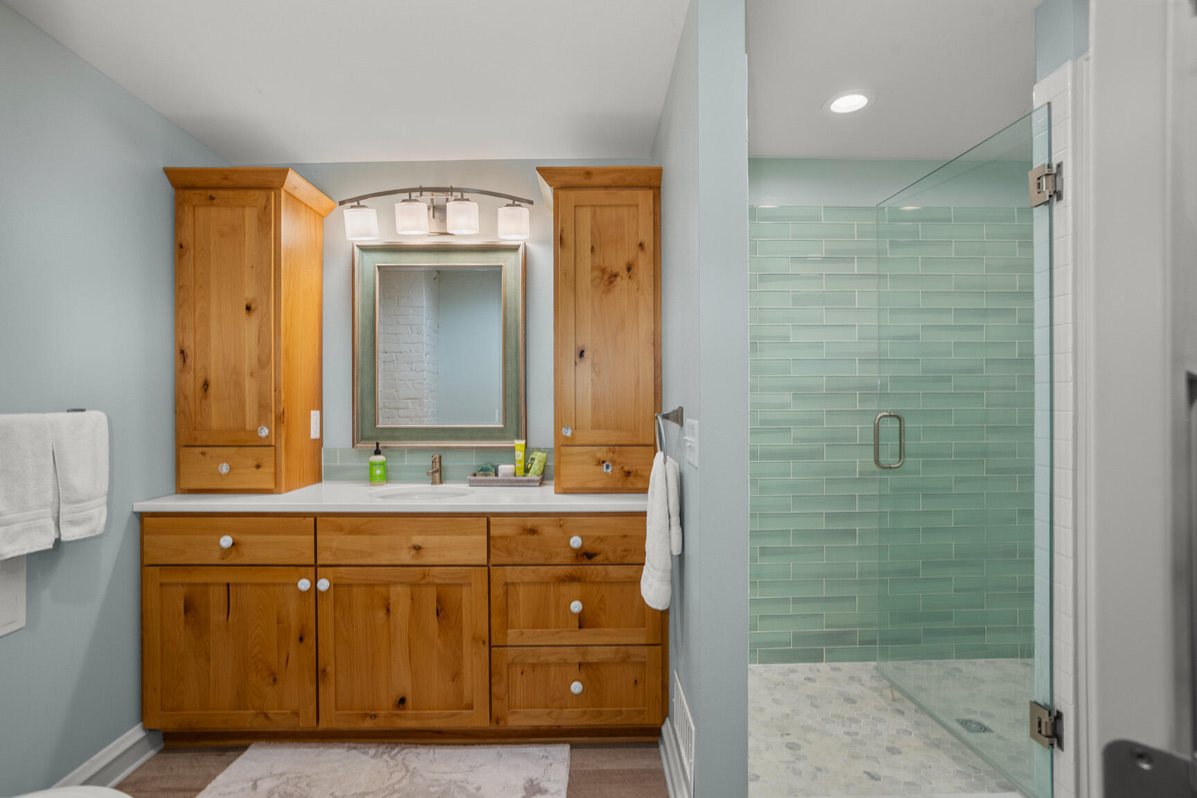 5638 West Peninsula Road Waterford, WI 53185 - Photo 20 of 70 new bathroom
