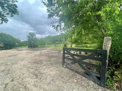 $1,049,000 | 13331 Bradshaw Road, Austin, TX 78747