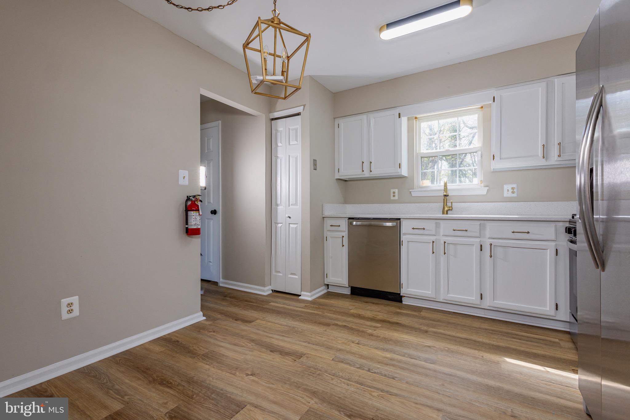 7724 Patterson Lane Pennsauken, NJ 08110 - Photo 4 of 16