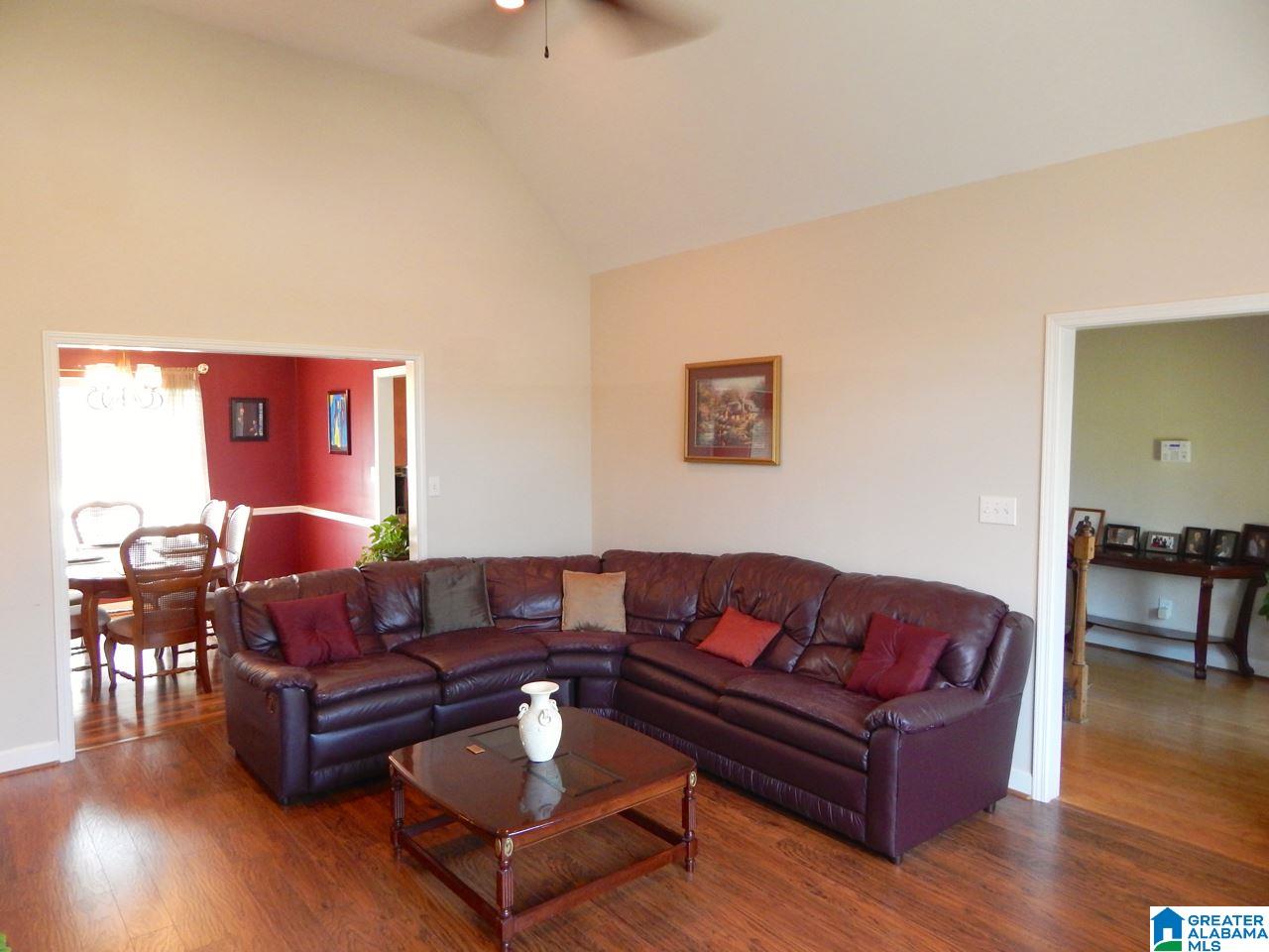 2809 Red Leaf Circle Bessemer, AL 35023 - Photo 4 of 22