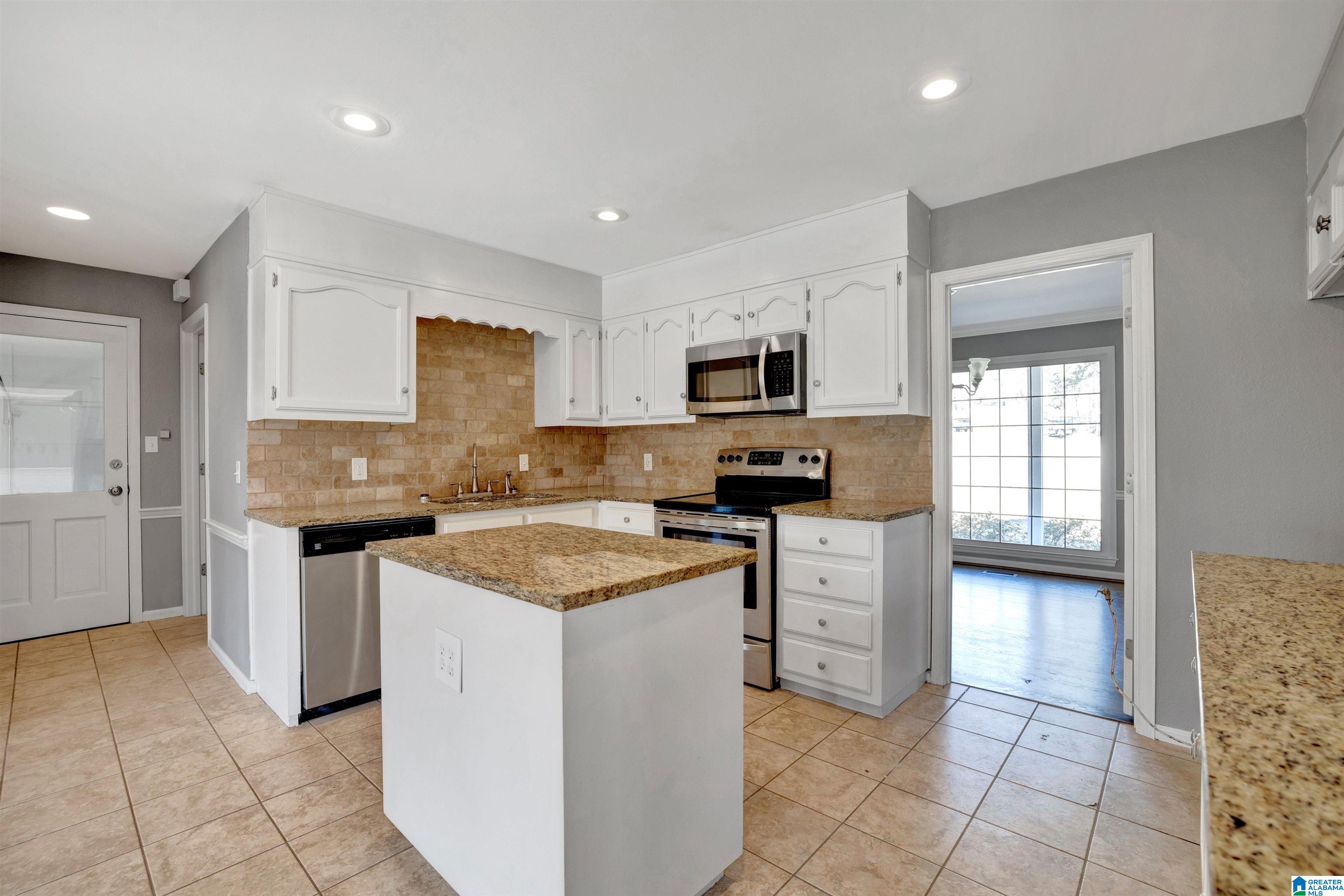 4967 Meadow Brook Road Birmingham, AL 35242 - Photo 20 of 39