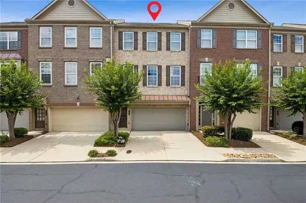 $450,000 | 3279 Greenwood Oak Drive, Peachtree Corners, GA 30092