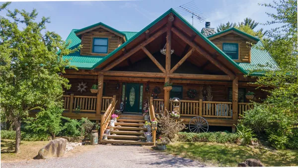 $1,255,000 | N7296 10th Lane, Westfield, WI 53964