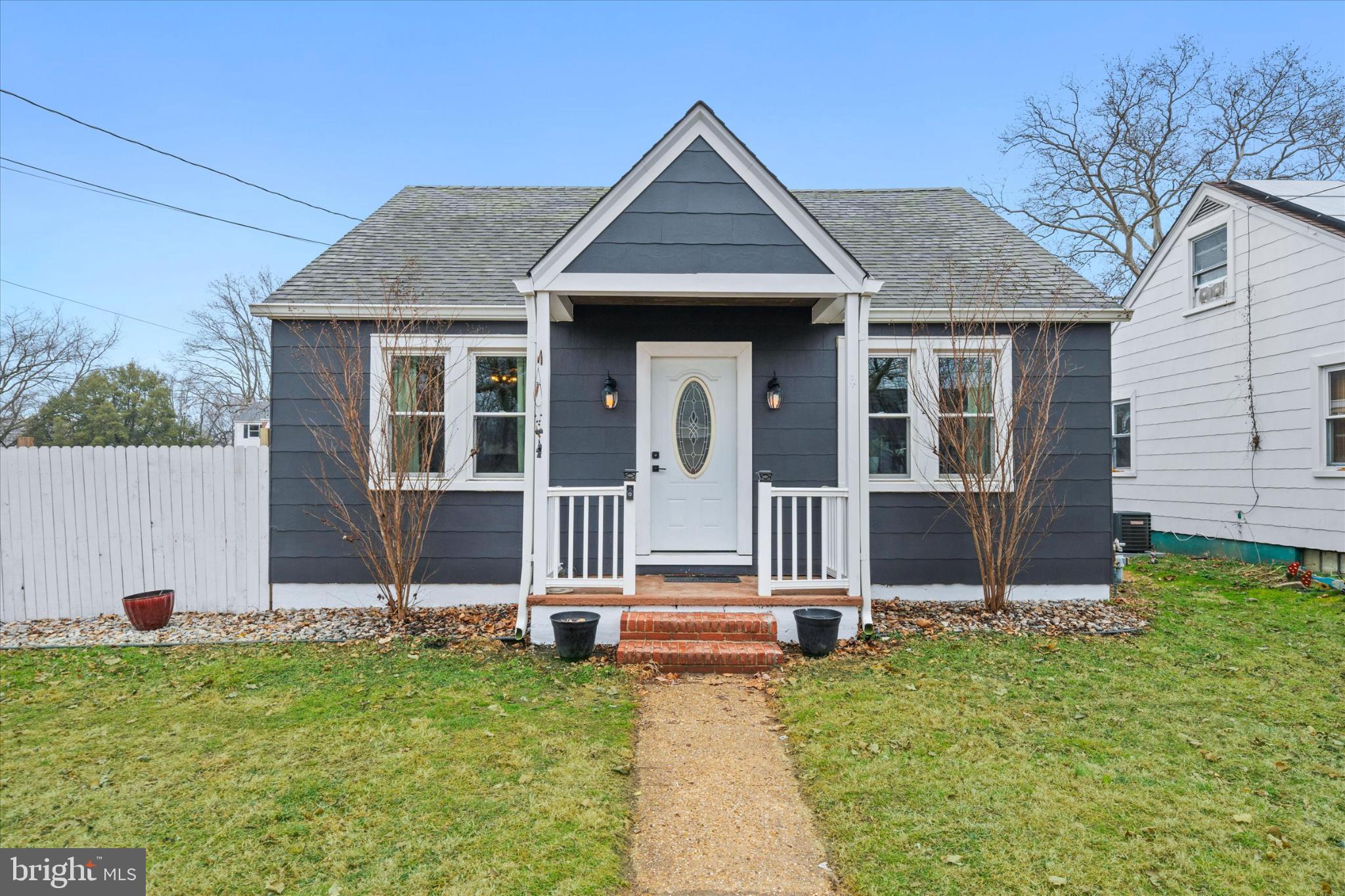 7 2nd Avenue New Castle, DE 19720 - Photo 1 of 44 Charming cottage with inviting curb appeal.