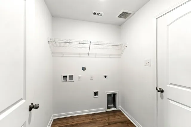 a view of a window in a room