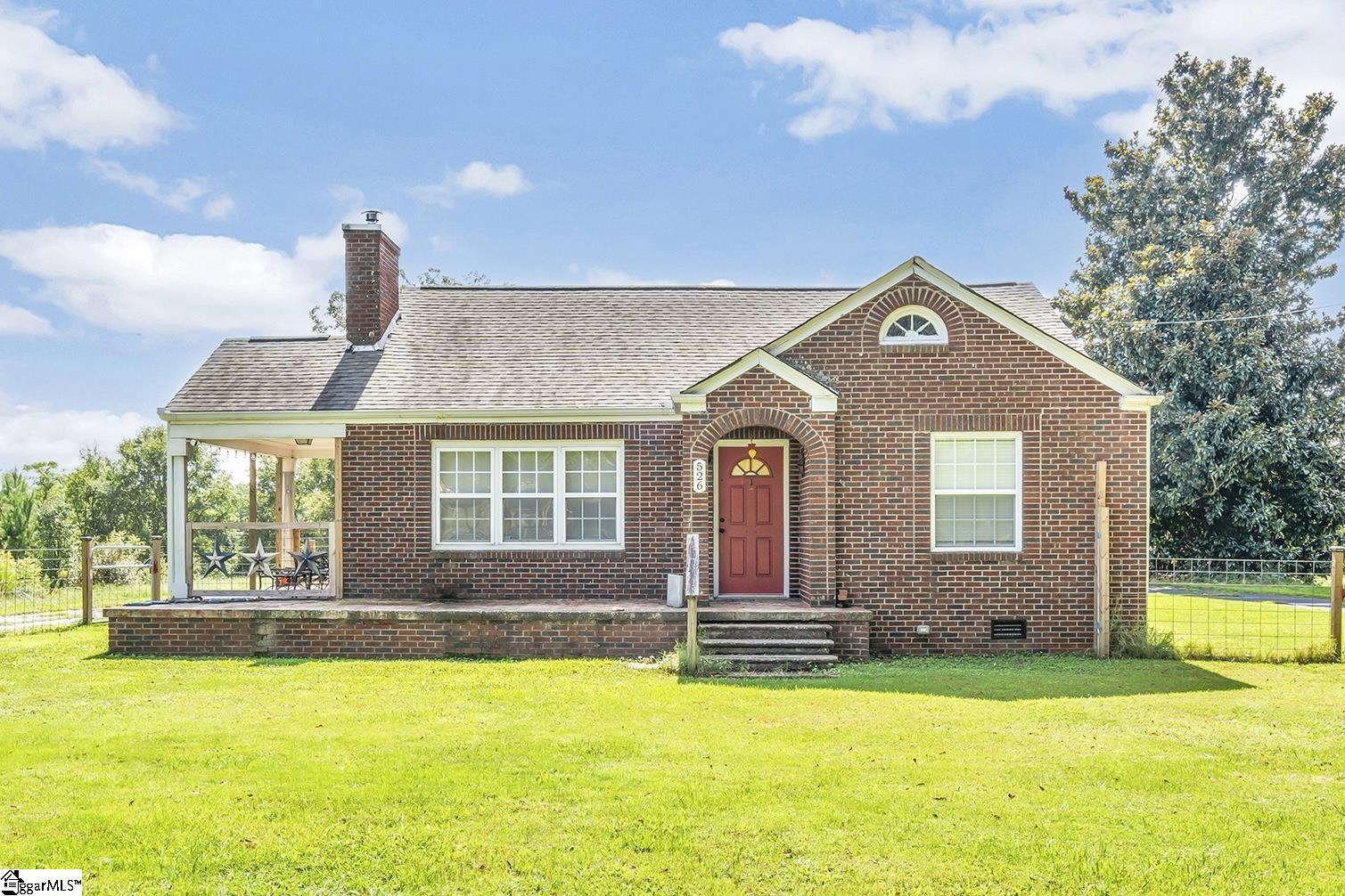 526 Burns Road Spartanburg, SC 29307 - Photo 1 of 34
