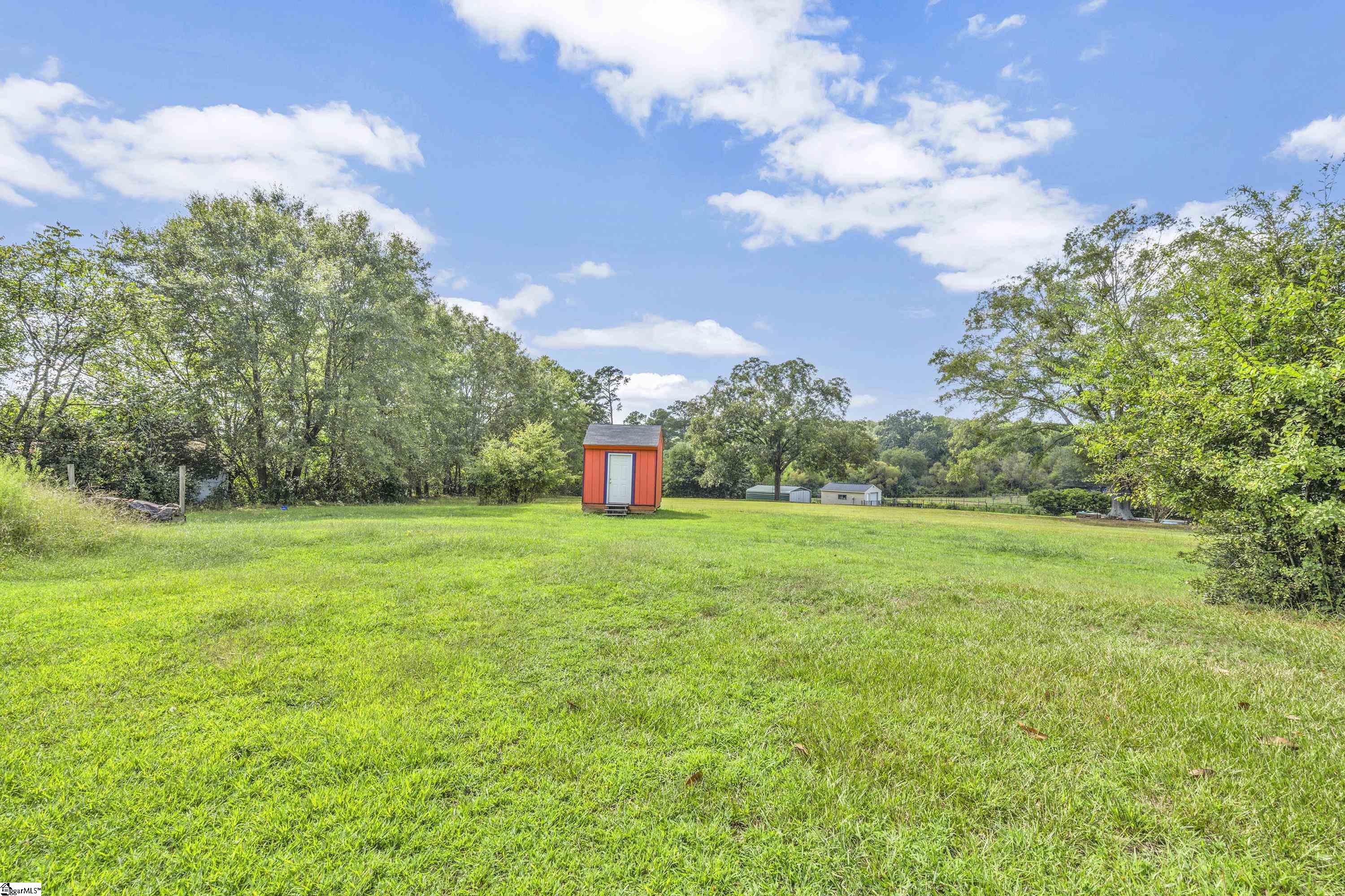 526 Burns Road Spartanburg, SC 29307 - Photo 24 of 34